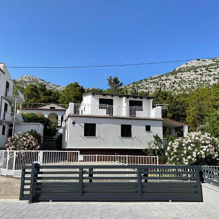 Apartmani Ficurin Starigrad Paklenica Exterior photo